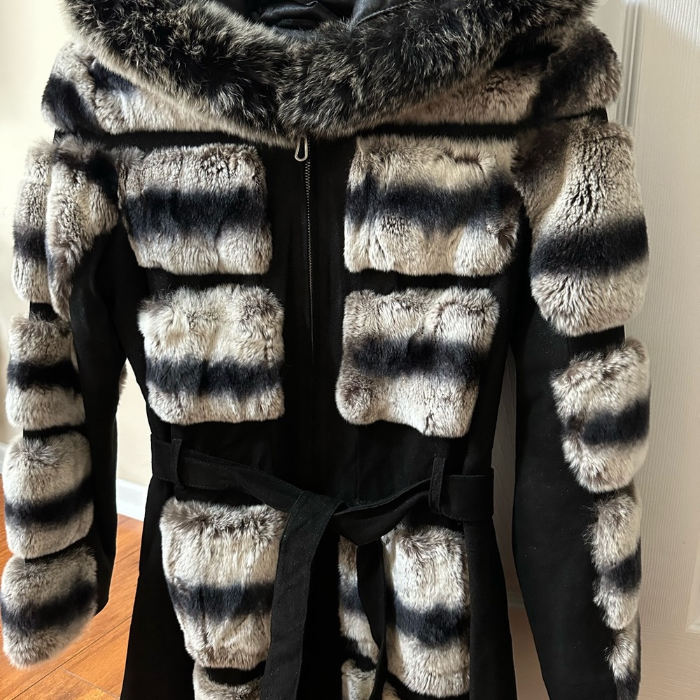 Faux Fur Trimmed Black Coat